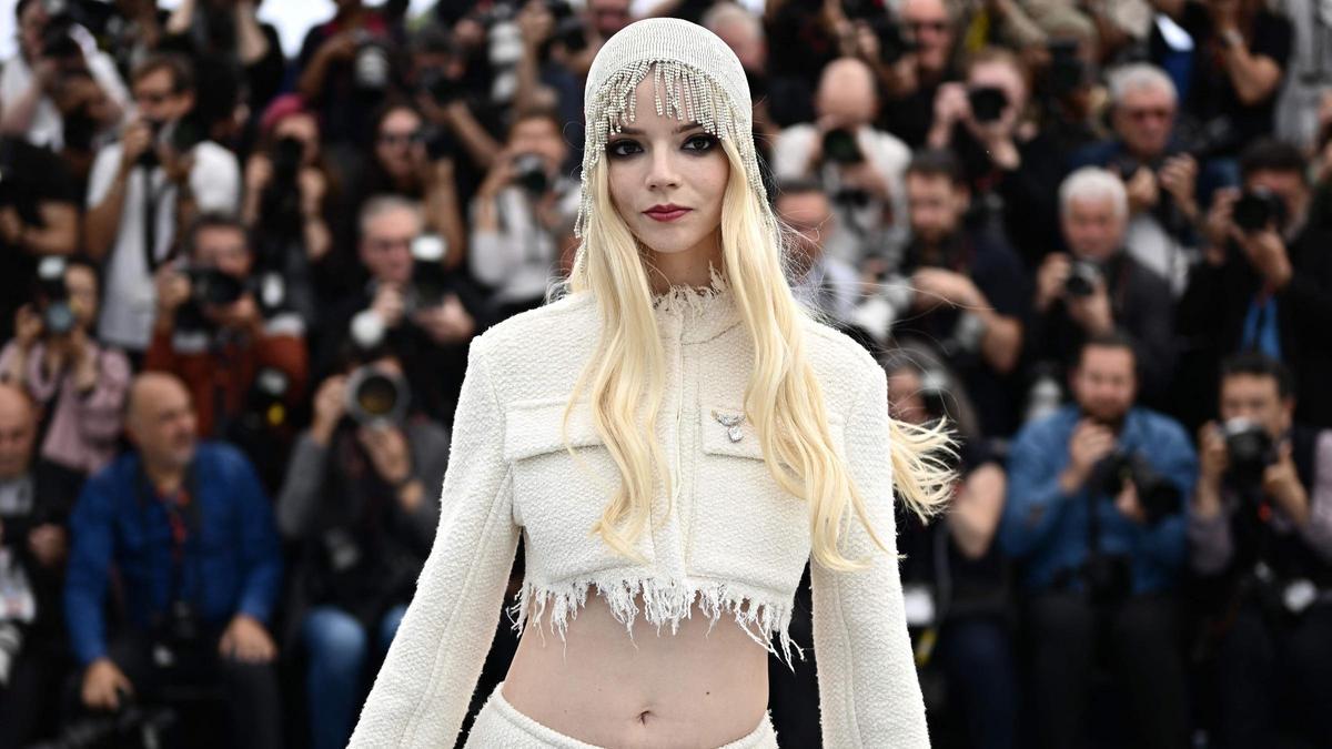 La actriz Anya Taylor-Joy, protagonista de 'Furiosa', posa este 16 de mayo en Cannes