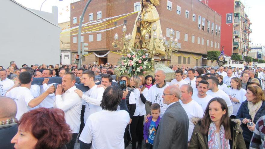 Romería al barrio de Santa Gema.