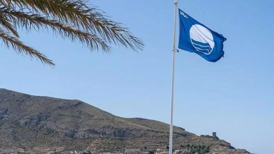 Estas son las playas de la Región que lucirán este verano la bandera azul