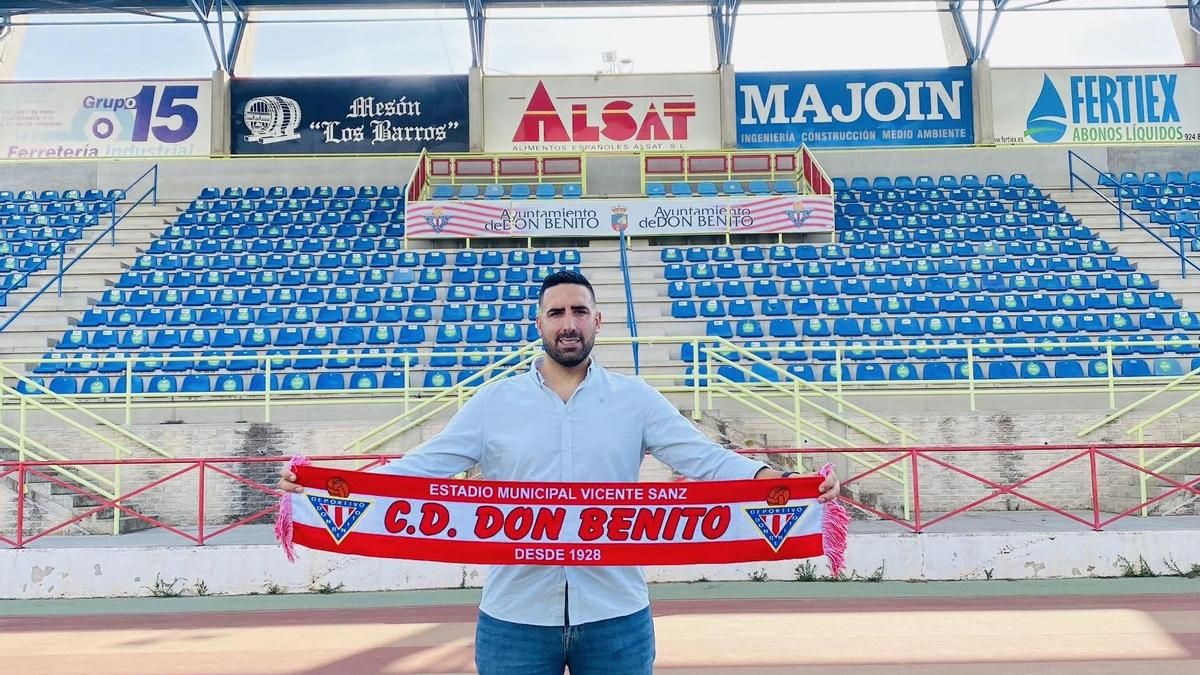 Jorge Mendoza, director deportivo del Don Benito.