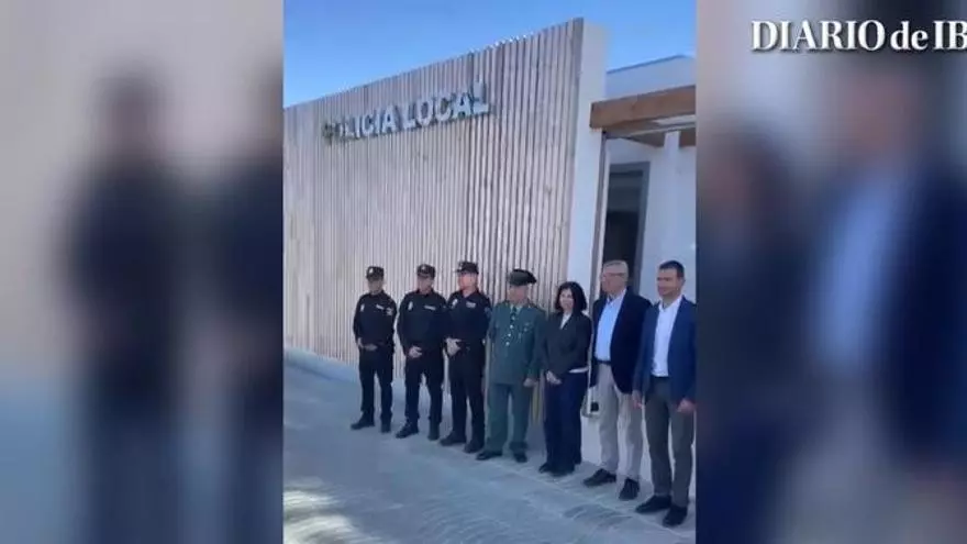 La Policía Local de Sant Antoni estrena oficina con un año de retraso