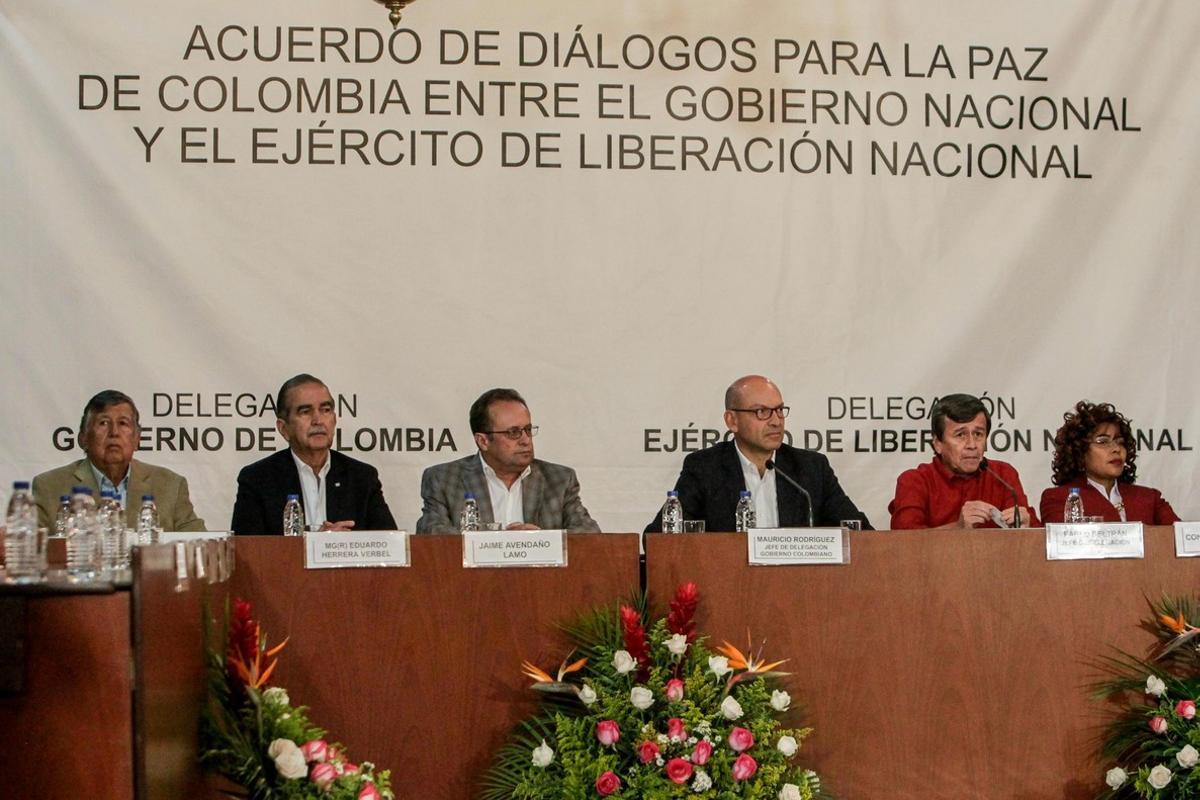 Santos anuncia el començament de negociacions de pau amb l'ELN