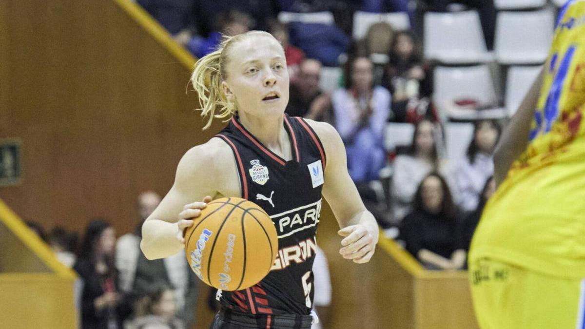 Klara Holm,  a Fontajau.