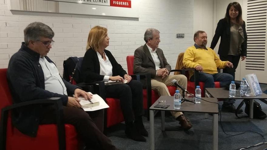 La presentació del llibre s&#039;ha fet a la biblioteca de Figueres.