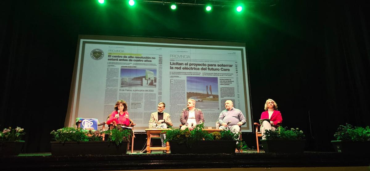 Un momento del debate de los representantes de la oposición en el Parlamento andaluz en Lucena.