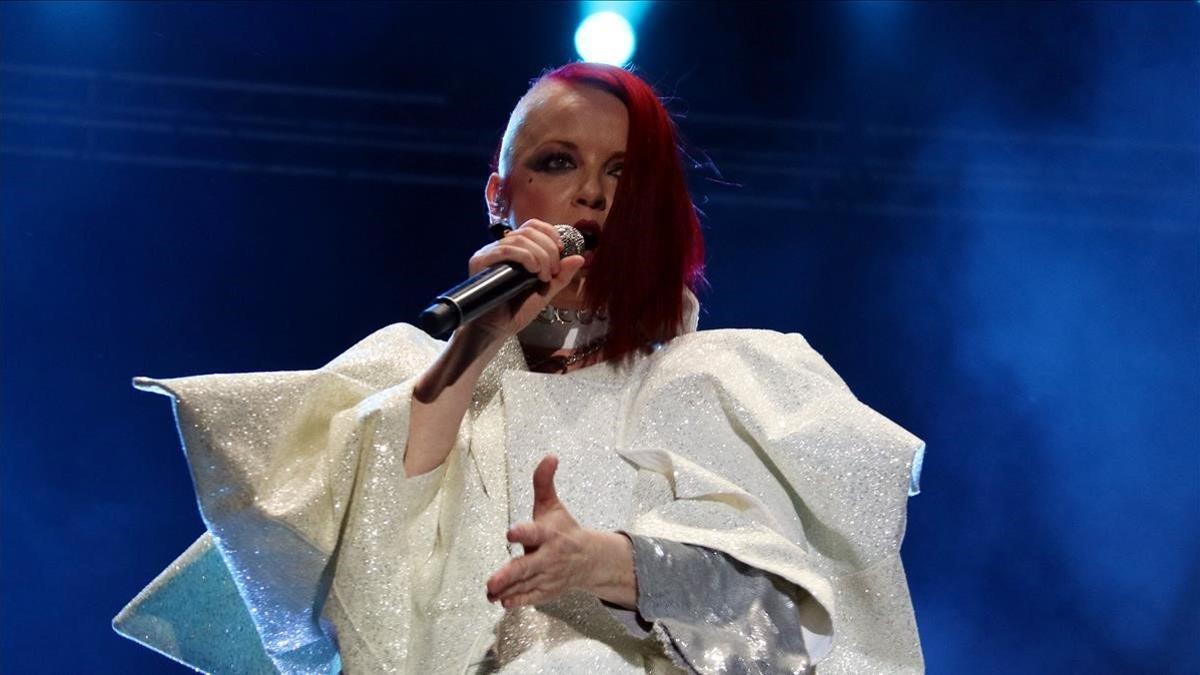 zentauroepp48953596 la cantant de garbage  shirley manson  en un moment del conc190706170127