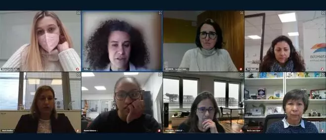 Alentar vocaciones contra los estereotipos en la tecnología