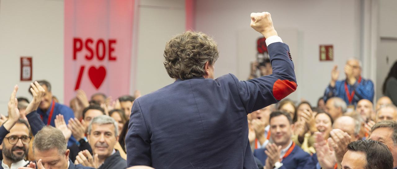 El PSOE es conjura per evitar la marxa de Sánchez