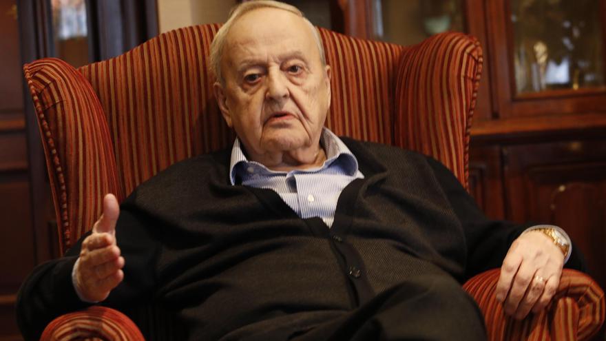 Fallece Juan Arango, el presidente del Sporting del &quot;véndovos Mareo&quot;