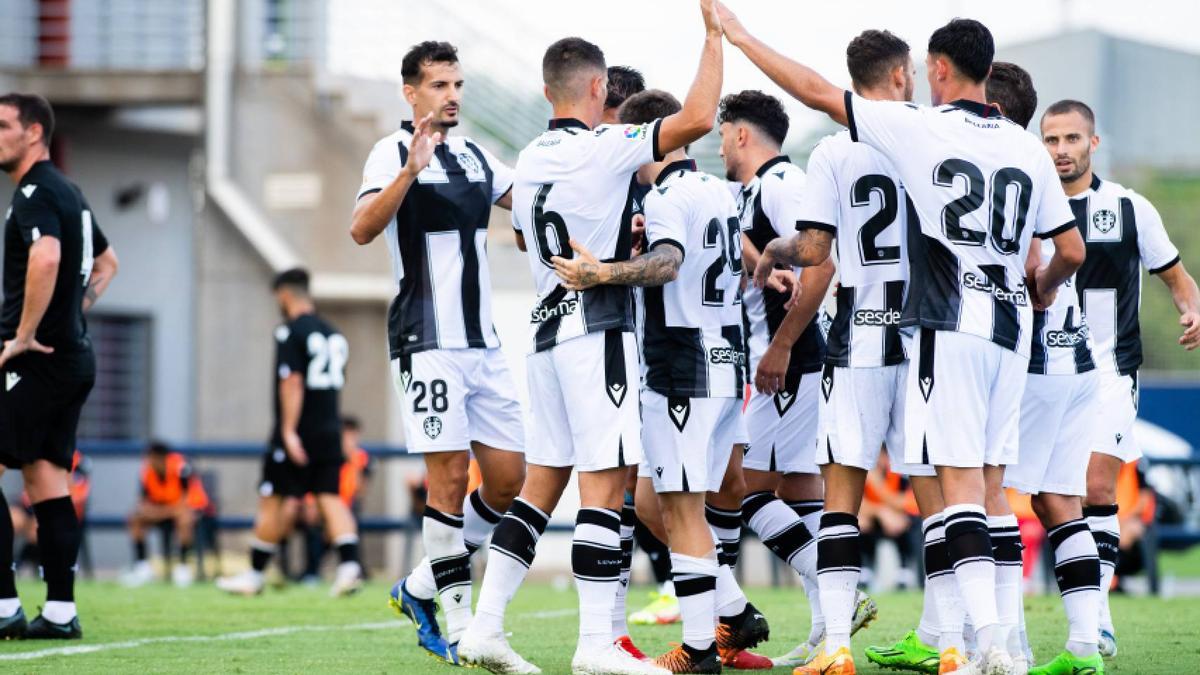 Celebración del gol contra el CD Castellón