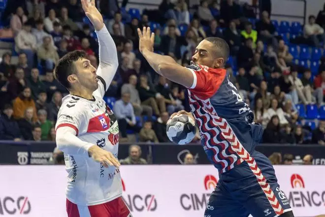 Duelo directo por la permanencia entre el Horneo Eón y el Viveros Herol Nava