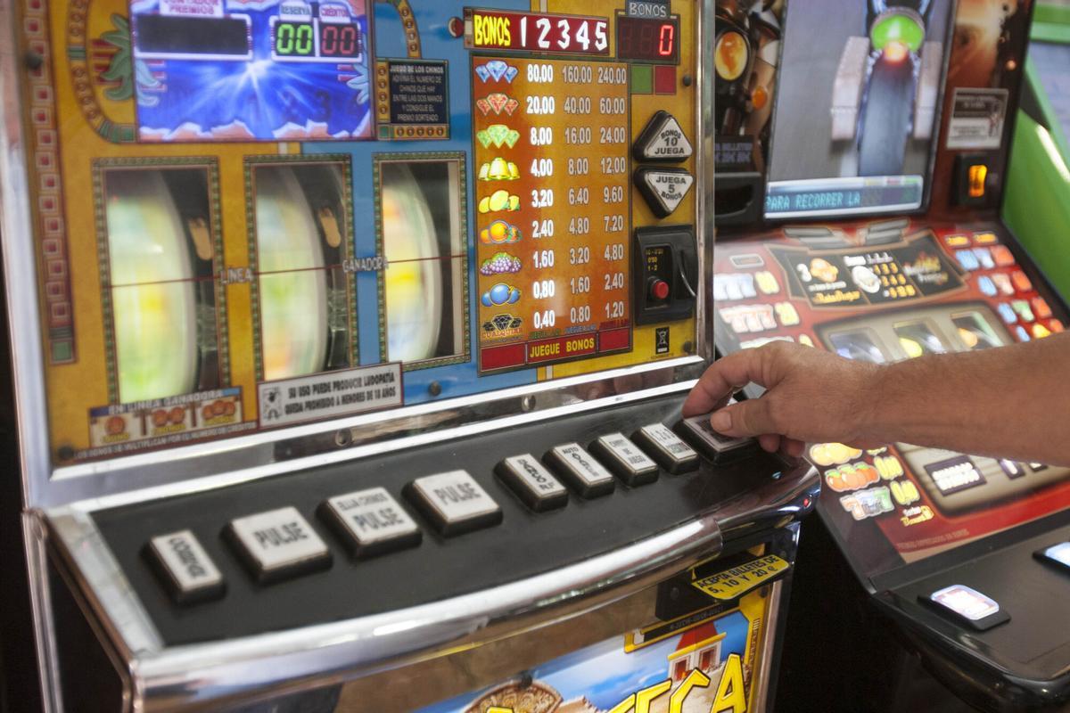 bar carvi tragaperras maquinas de apuestas deportivas. Bar Carvi, maquinas, juegos de azar, tragaperras, apuestas deportivas