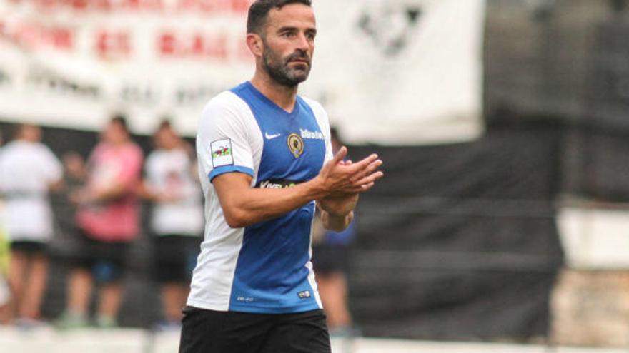 El jugador del Hércules Paco Peña