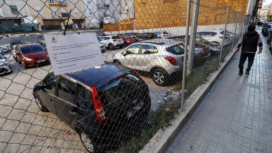 Los vecinos del Ensanche de Alcoy se plantan ante la pérdida de aparcamiento por el proyecto de vía parque