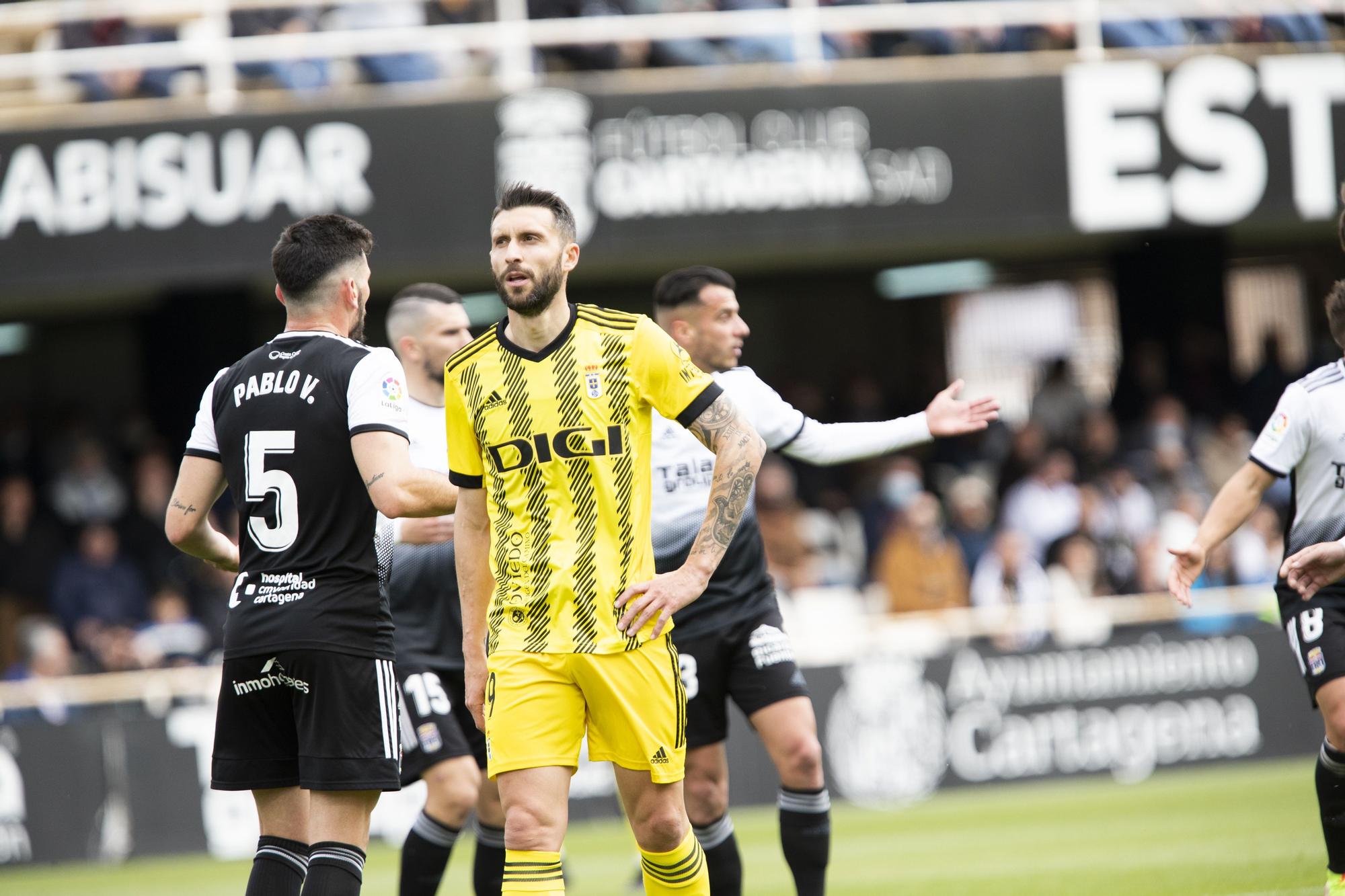 En imágenes: así fue el partido entre el Cartagena y el Real Oviedo