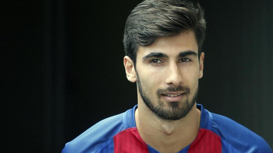 El Barça no sabe qué hacer con André Gomes