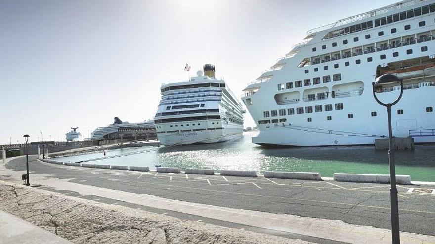 Cruceros en el Puerto.