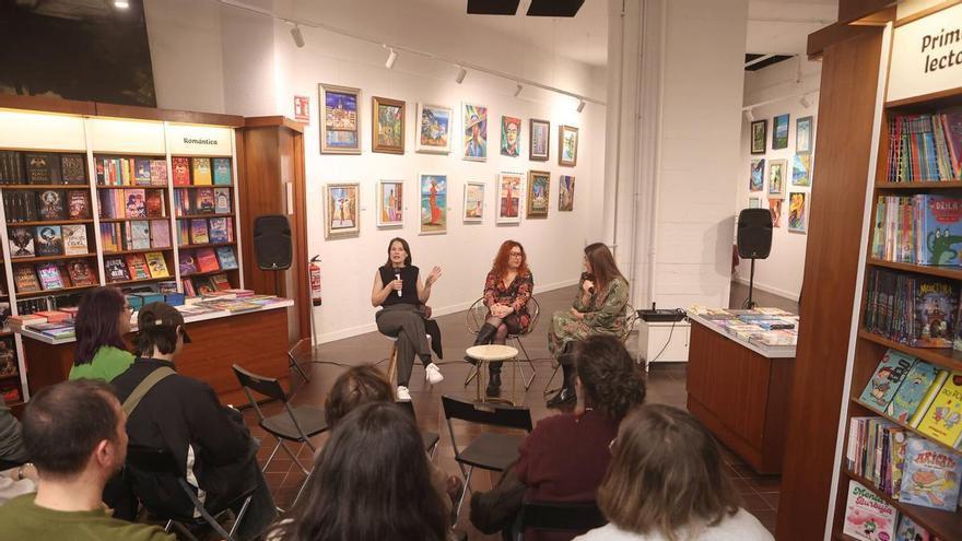 Leer está de moda: 200 lectores se apuntan en A Coruña a los clubs de lectura de la librería Lume