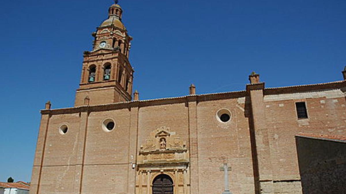 Iglesia de Fuentelapeña en la que se celebrará el concierto solidario.