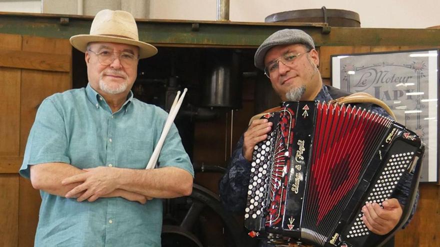 Santi Arisa recupera la música tradicional de les festes majors del segle passat