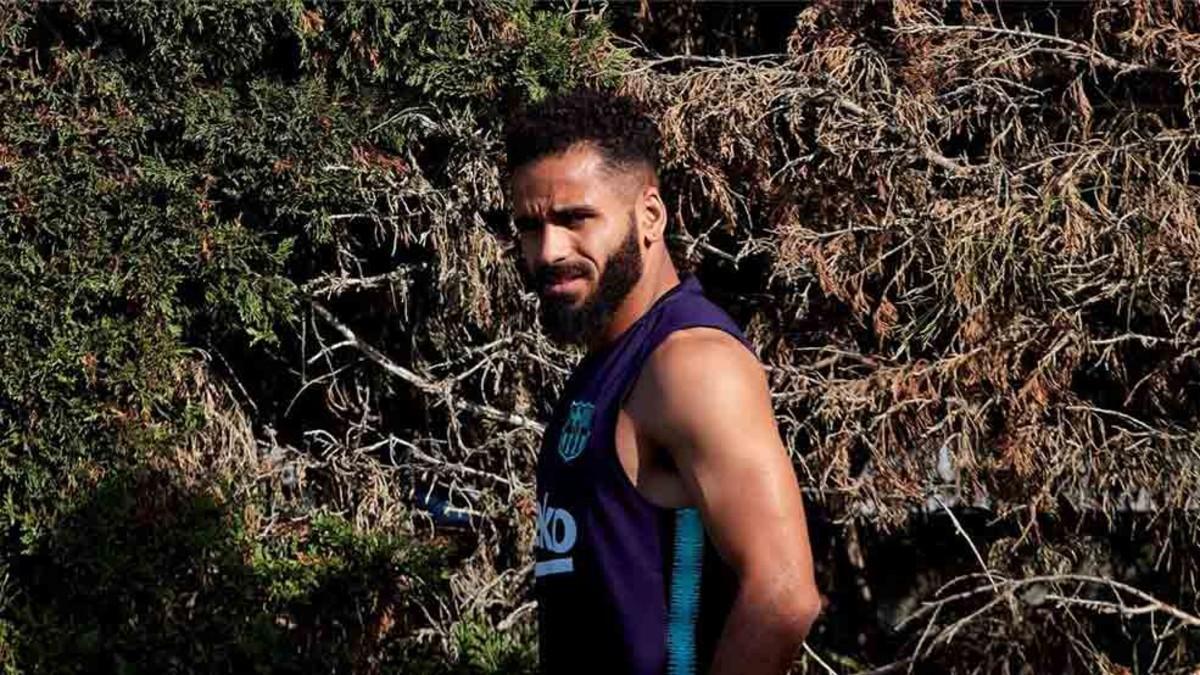 Douglas se marcha a Turquía