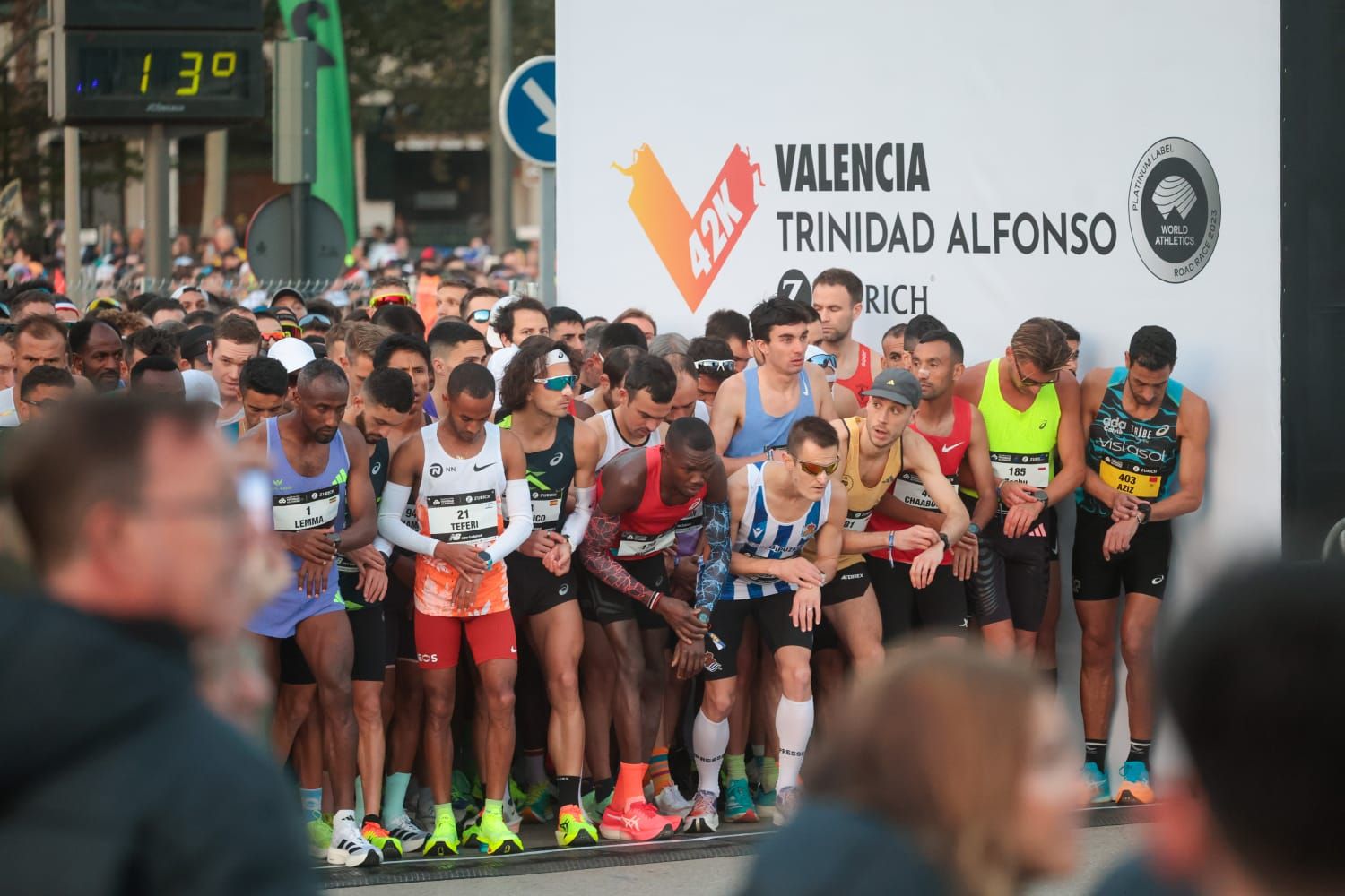 La salida del Maratón Valencia 2024, en imágenes
