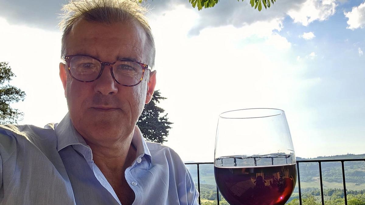 José Antonio de Ory invitado en el Club Faro