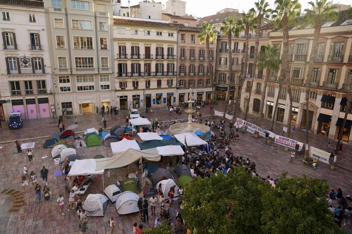 Acampada por la vivienda en Málaga