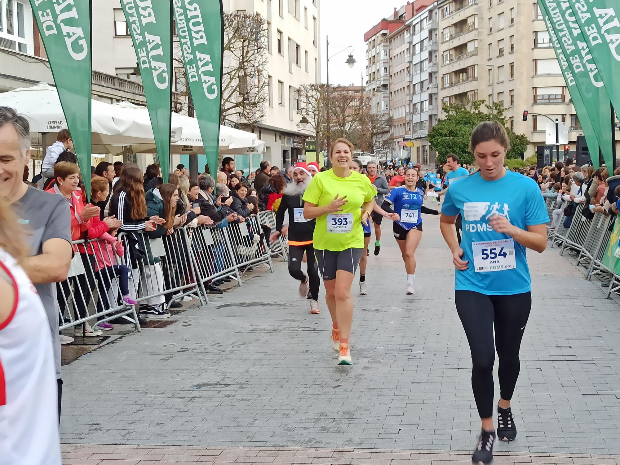 Casi 1.500 participantes disputan la carrera de Fin de Año de Pola de Siero