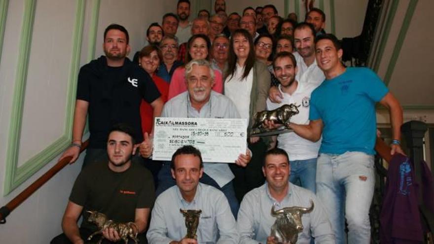 El Comboi gana el trofeo de mejor toro de las fiestas de Roser