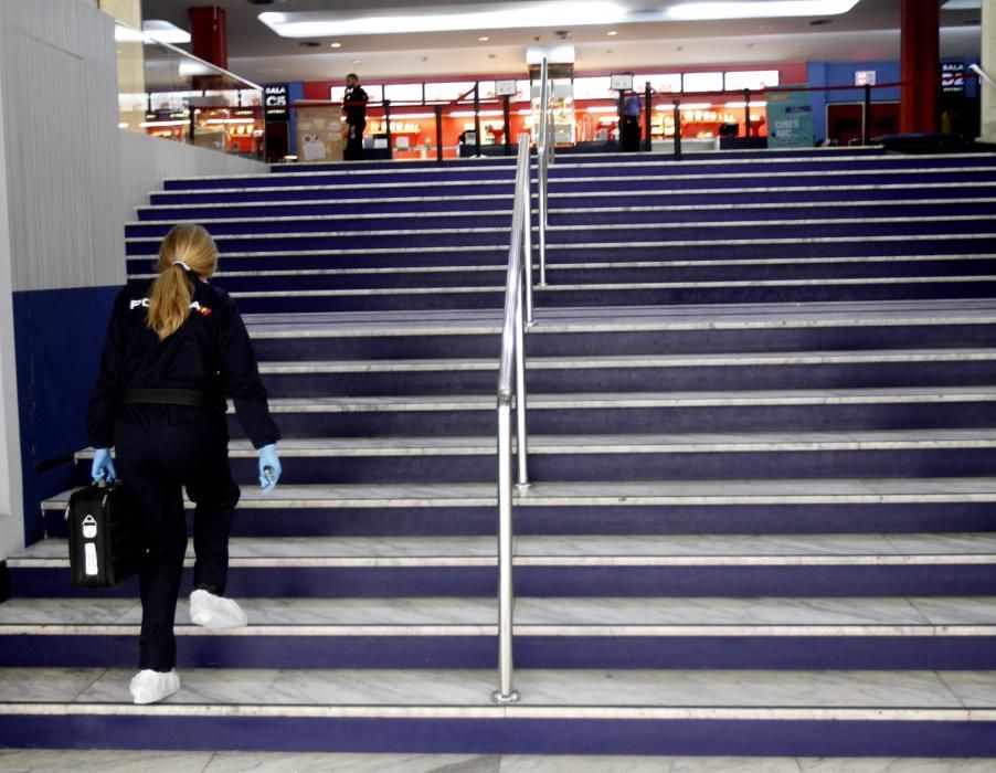 Halla a una mujer muerta en un cine del centro de Valencia