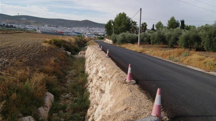 Denuncian el peligro que supone el arcén de la vereda de Castro