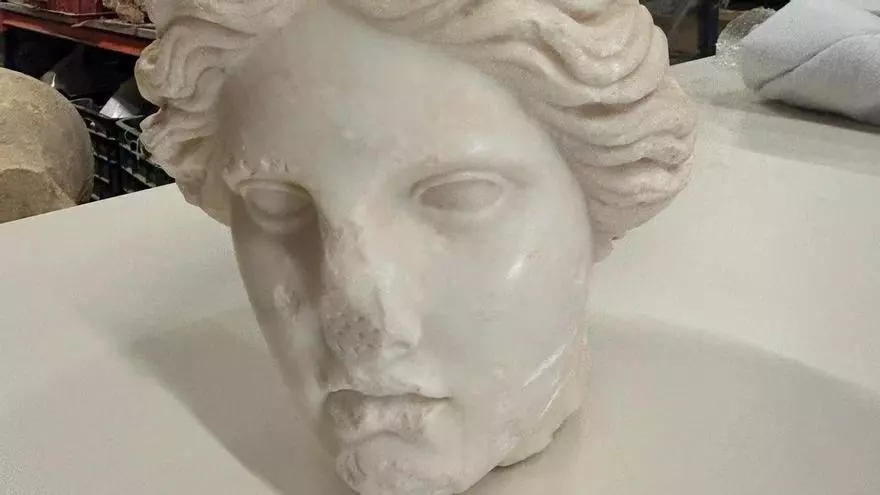 Hallan un busto en Alicante que podría datarse entre los siglos I y II