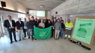 L'Hotel Panorama i el Càmping Medes, premiats a Torroella per la implicació en la recollida selectiva de vidre