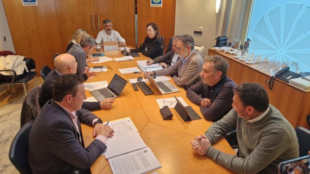 Reunión en Cogersa, este jueves.