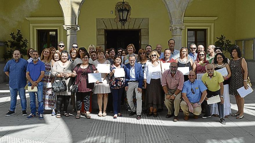 Entregan diplomas a los 32 alumnos del &#039;Peridis&#039;