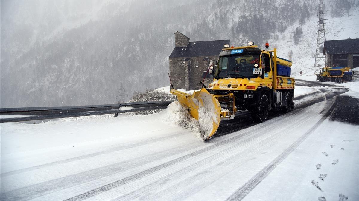 zentauroepp40841227 lleida  primeras nevadas en el port de la bonaigua  vall d a171106132333