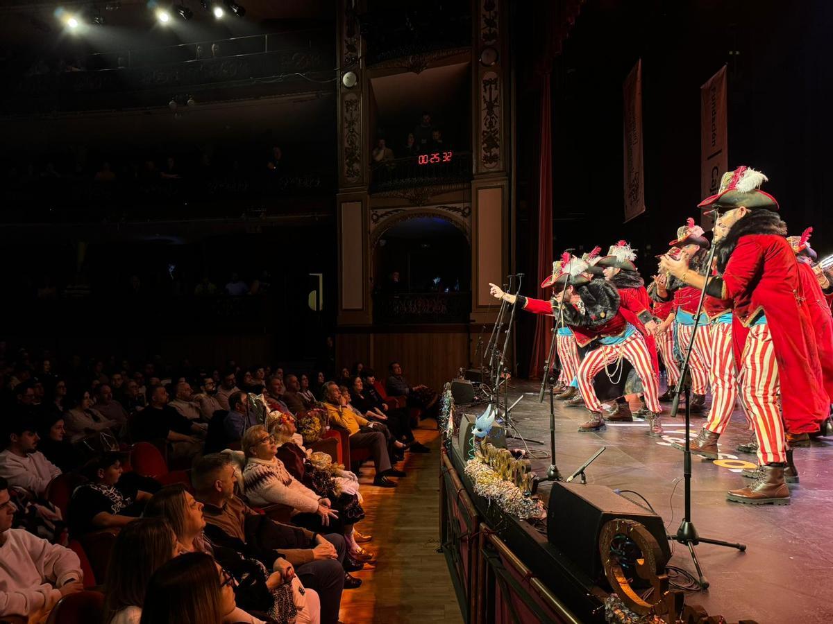 La final del concurso de agrupaciones carnavalescas de Córdoba, en imágenes