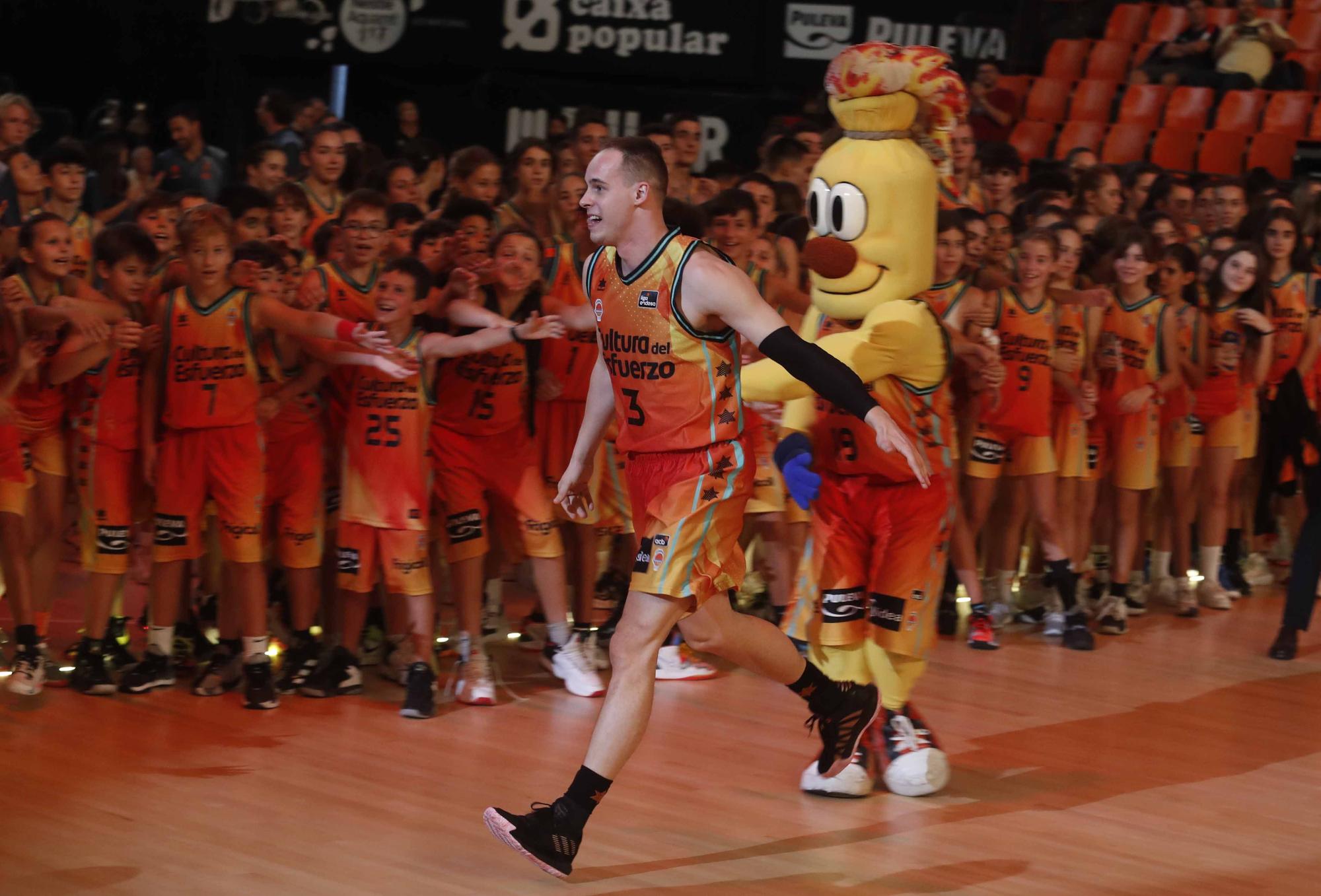 Presentación del Valencia Basket en La Fonteta