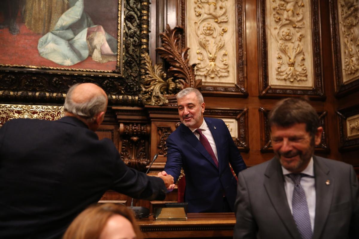 El Ayuntamiento de Barcelona ha celebrado este martes un pleno extraordinario para abrir el mandato del alcalde, Jaume Collboni.