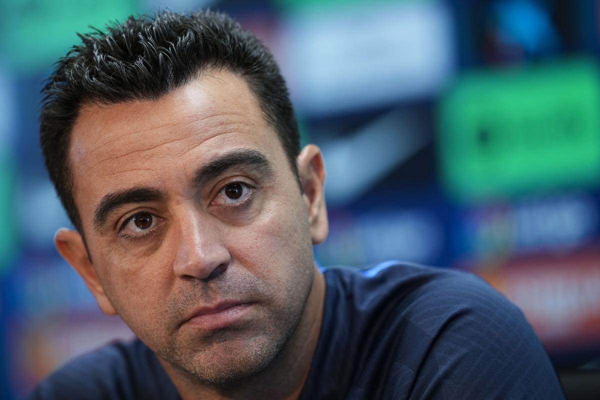 Xavi Hernández, en una rueda de prensa en la ciudad deportiva Joan Gamper.