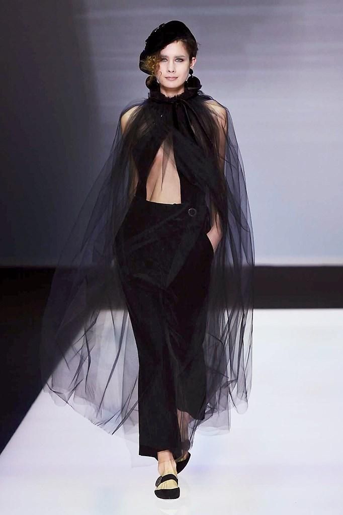 Giorgio Armani - Milán - Mujer - Otoño-Invierno 2016-2017 212