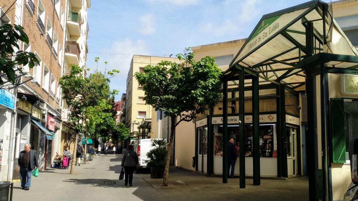 El mercado de Santa Eulàlia, en L'Hospitalet, el pasado mes de mayo