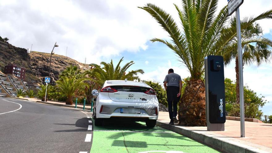 El Rosario implanta 29 puntos de recarga para coches eléctricos