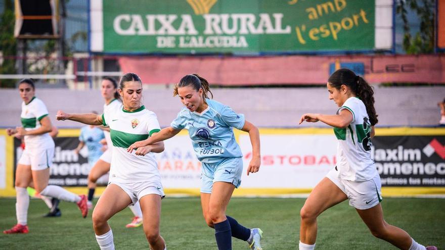 El Elche certifica su liderato ante el ULearn que se despide del COTIF (2-0)