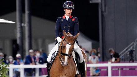 La británica Charlotte Dujardin maltrató a su caballo