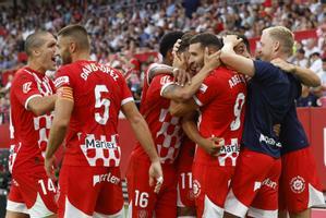 Resumen, goles y highlights del Sevilla 0 - 2 Girona de la jornada 4 de LaLiga EA Sports