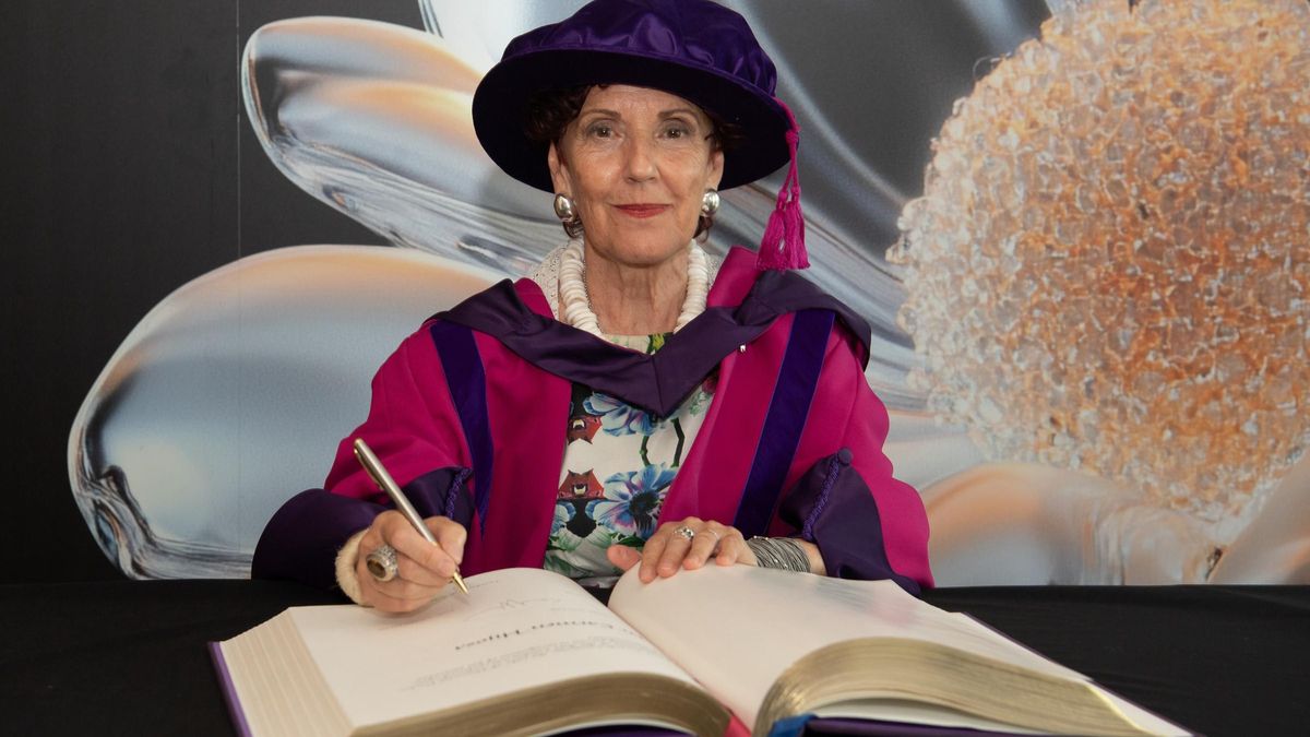 Hijosa, tras recibir el Honoris Causa