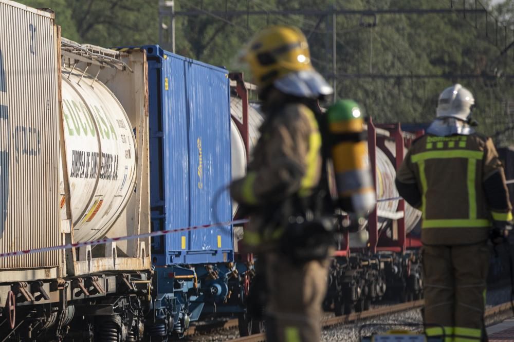 Fuita d'una matèria perillosa en un tren de mercaderies a Riudellots de la Selva