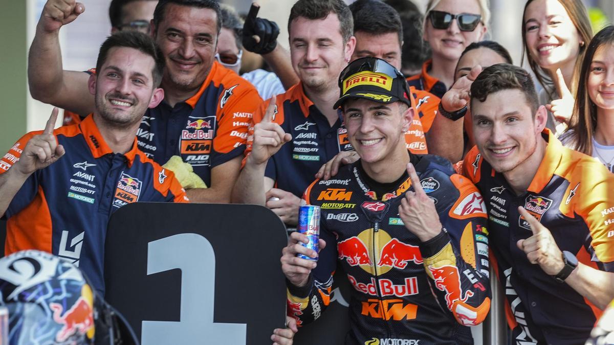 José Antonio Rueda, tras lograr la 'pole' de Moto3 en Jerez.